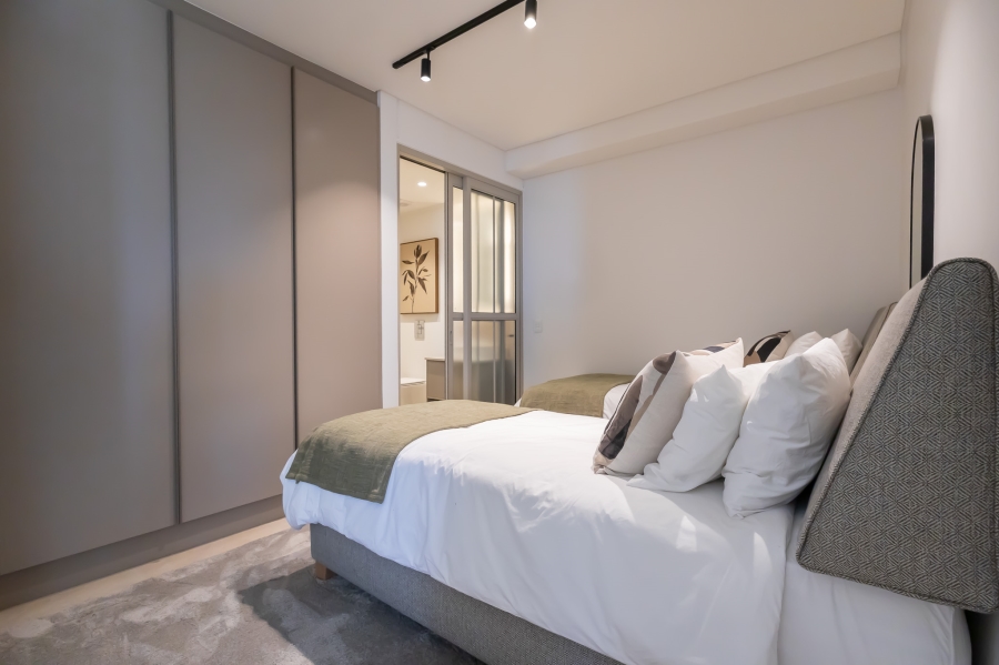 To Let 3 Bedroom Property for Rent in Green Point Western Cape